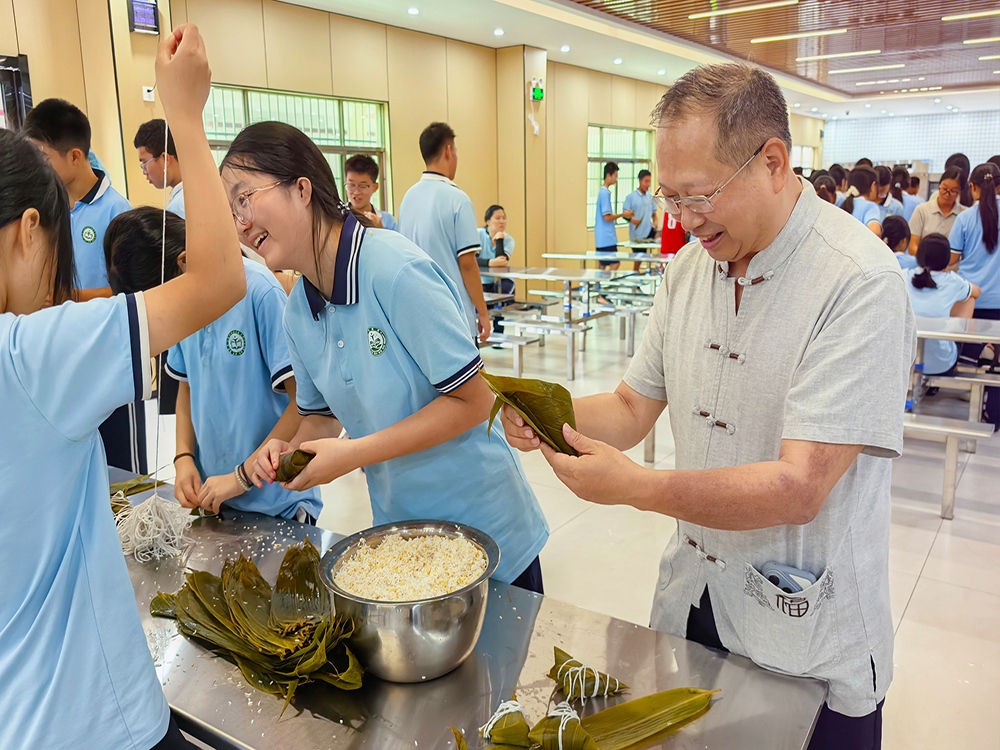 梅州周边全封闭寄宿学校推荐:青少年素质培育选购指南